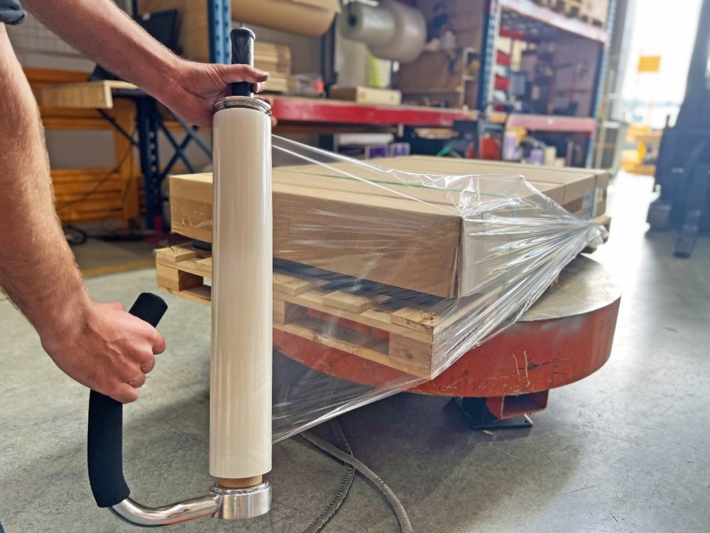 StretchWrap Hand Dispenser Pallet Wrappers Astrolift